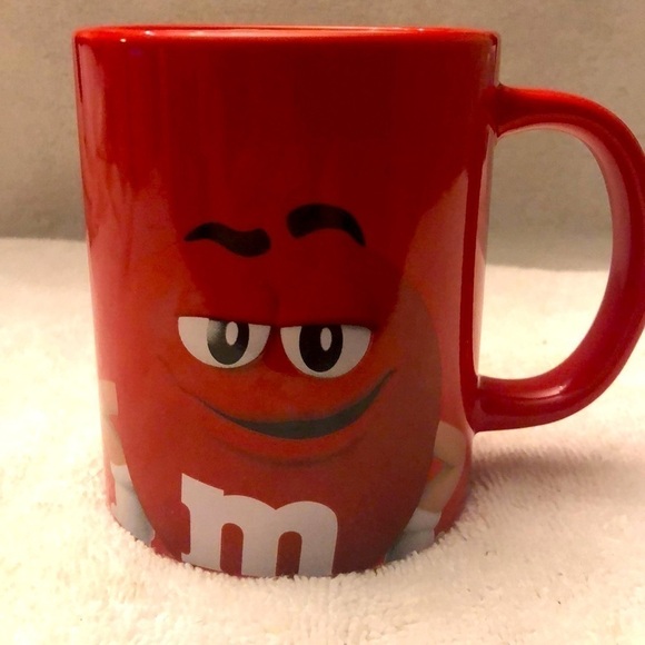 M & M’S Mars Red Looks Good on Me Coffee Mug 2020 - Picture 1 of 6